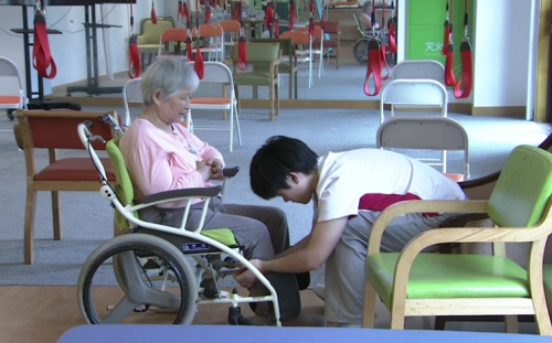 高温天养老机构为老人花式“送清凉”5.png