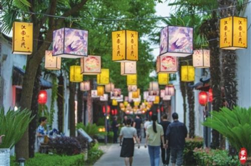 夜游博物馆 共赏传统文化1.jpg