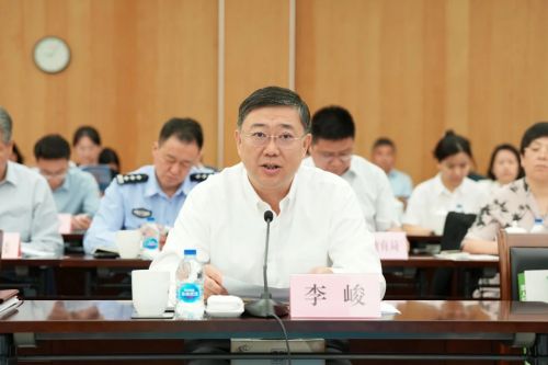 努力办好人民满意的教育！崇明区义务教育优质均衡发展省级督导评估区政府自评汇报会举行2.jpg