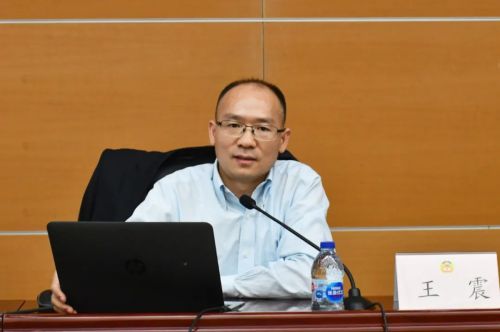2024年第二期委员大讲堂开讲2.jpg