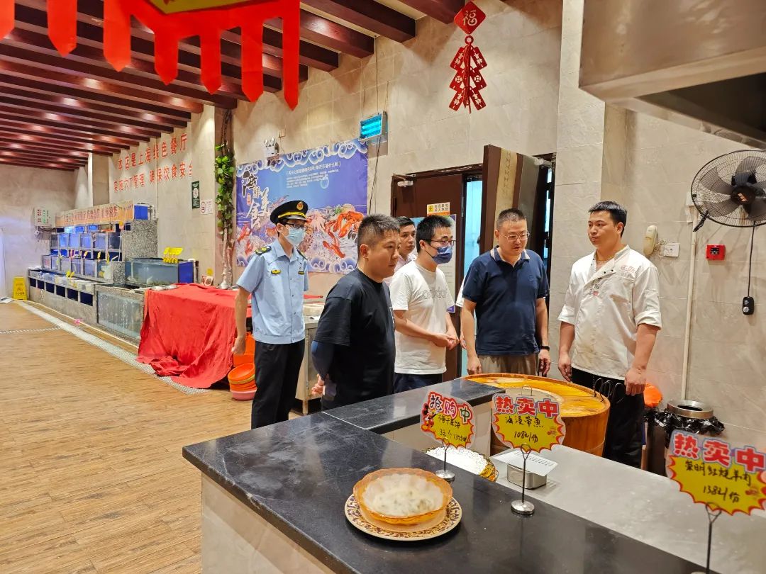 陈家镇开展燃气安全专项检查.jpeg