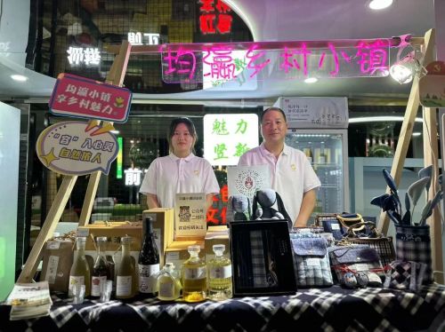 在市区商业中心，崇明这个镇出圈了！10.jpg