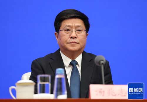 国新办举行加快推进知识产权强国建设、有效支撑创新驱动发展——国务院政策例行吹风会6.jpg