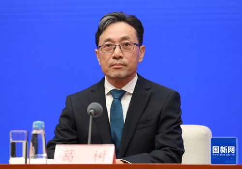 国新办举行加快推进知识产权强国建设、有效支撑创新驱动发展——国务院政策例行吹风会8.jpg