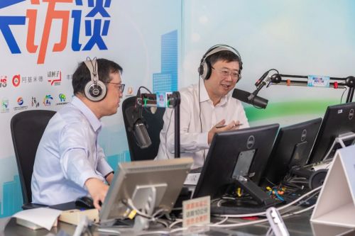 回应群众诉求，办好民生实事！李峻做客“夏令热线”1.jpg