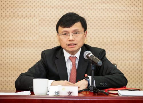 为崇明高质量发展贡献智慧和力量！缪京参加代表委员审议讨论政府工作报告1.jpg