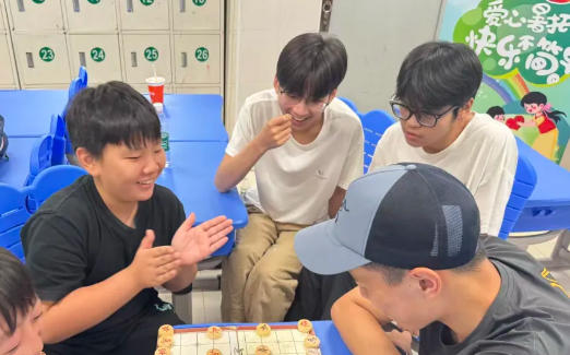 陈家镇爱心暑托班.jpg 陈家镇爱心暑托班.jpg