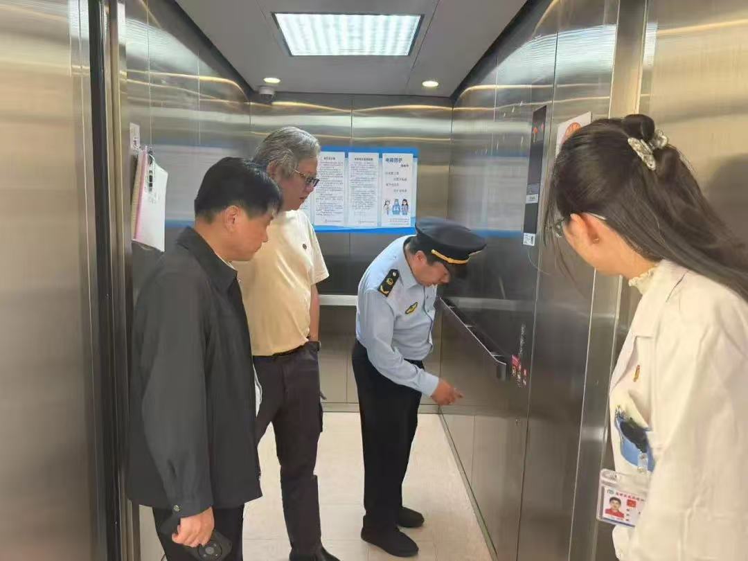 严守节前哨 紧固安全阀——建设镇开展劳动节前安全生产大检查