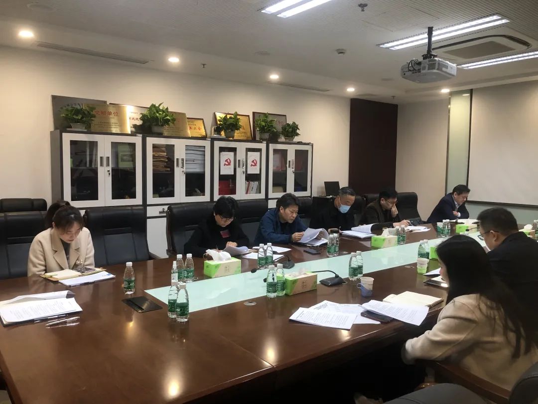 区建设管理委召开本区高龄独居老人加装燃气报警器、既有管道天然气居民用户更换燃具连接软管工作推进会