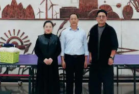 爱心捐赠添设施 文体惠民暖人心
