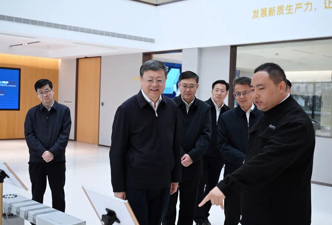 一以贯之推进崇明世界级生态岛建设走深走实！陈吉宁调研崇明区