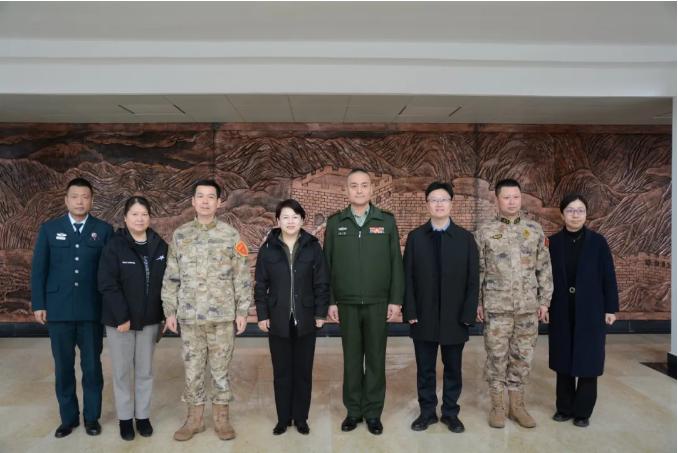 城桥镇开展春节前走访慰问活动