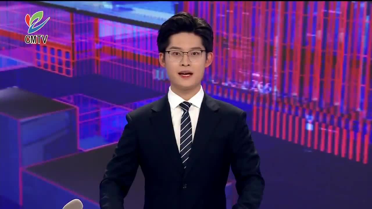 视频｜深夜紧急救援 崇明消防破窗施救低血糖老人