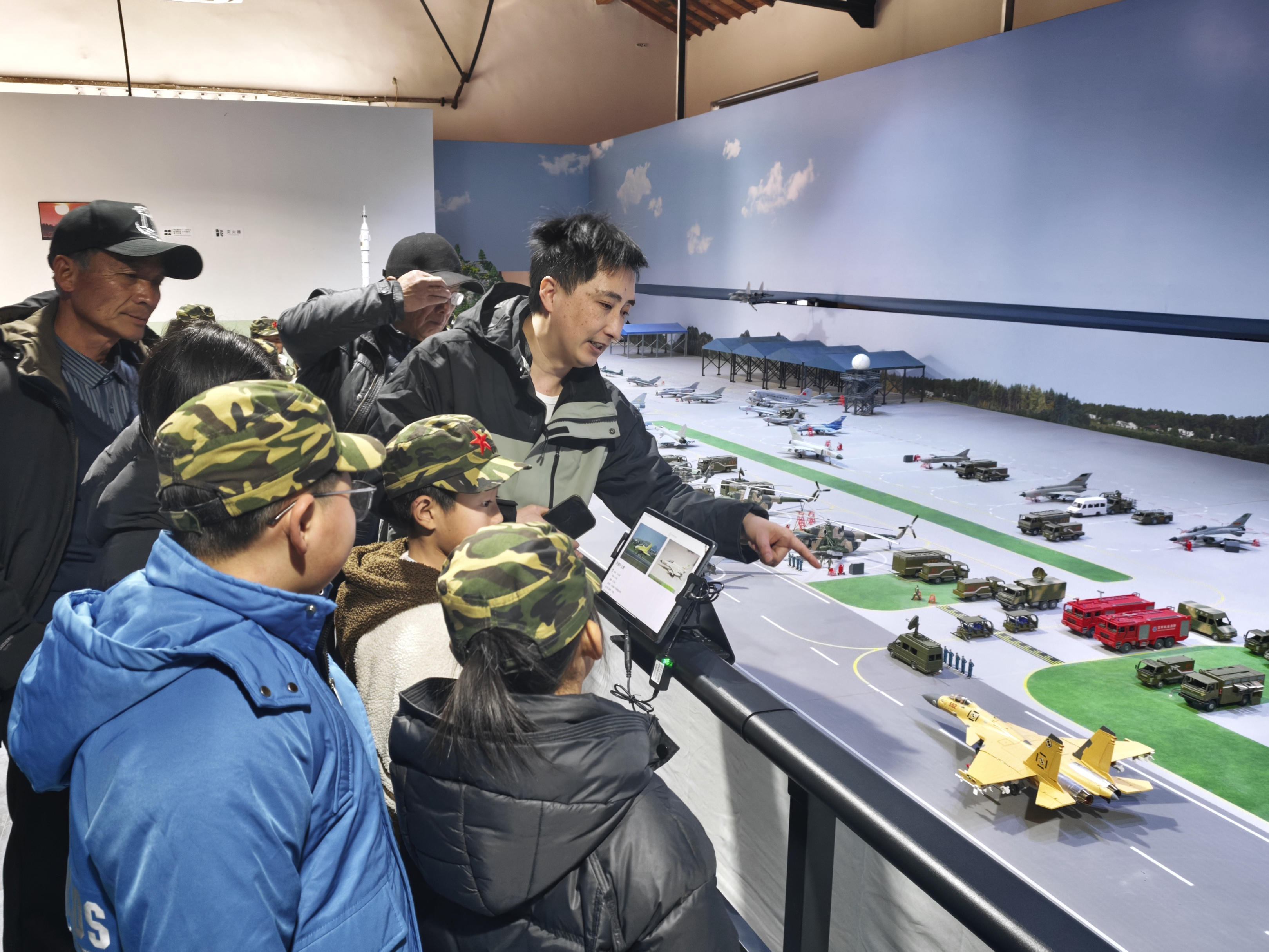 强国有我，护海有责——绿华镇开展“未来大国重器指挥官”寒假国防教育研学活动