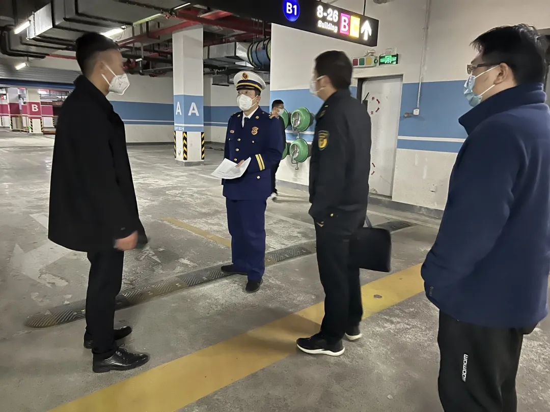 区建设管理委开展地下空间安全使用联合检查