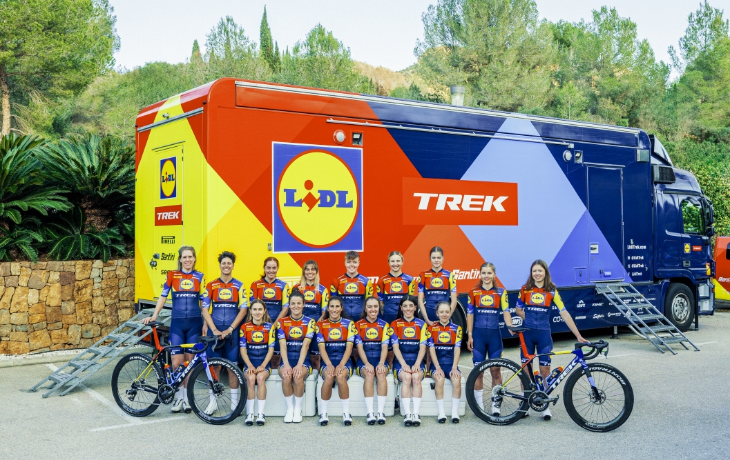 历德崔克车队：红色之师，再战辉煌！