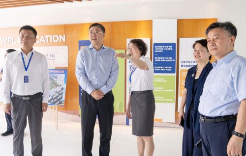 李峻走访检查新学校建设启用及开学准备情况3.jpg