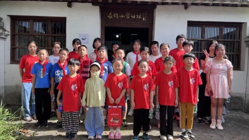 追寻红色记忆，缅怀革命先烈——新河镇新时代文明实践分中心组织开展红色教育活动7.jpg