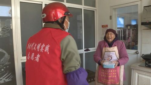 20231225141704000990.jpg 他们,是崇明一群特殊的“外卖员”4.jpg